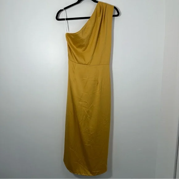 Revolve Elliatt Cassini One Shoulder Ruched Midi Dress Gold M